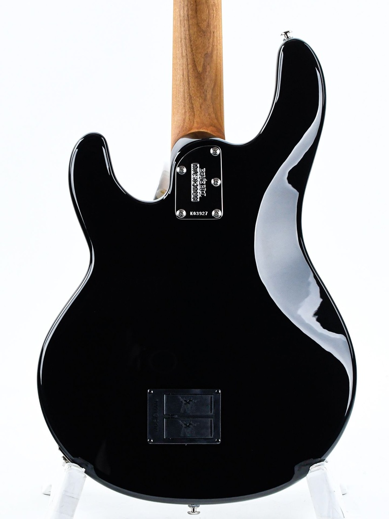 Music Man Stingray Special 4 Black | The Fellowship of Acoustics